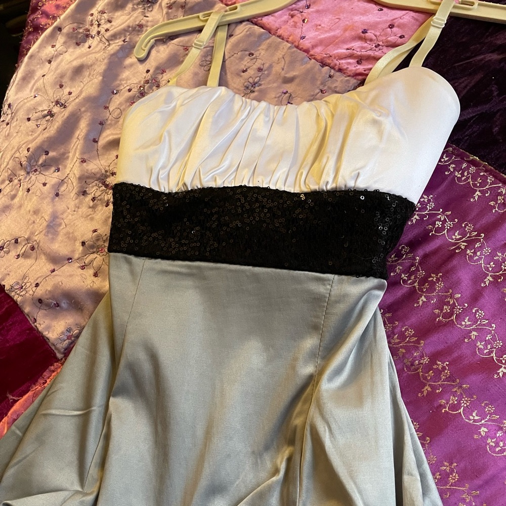 Studio Y formal purchased from Maurice’s in Grove City, OH. - Picture 4 of 4